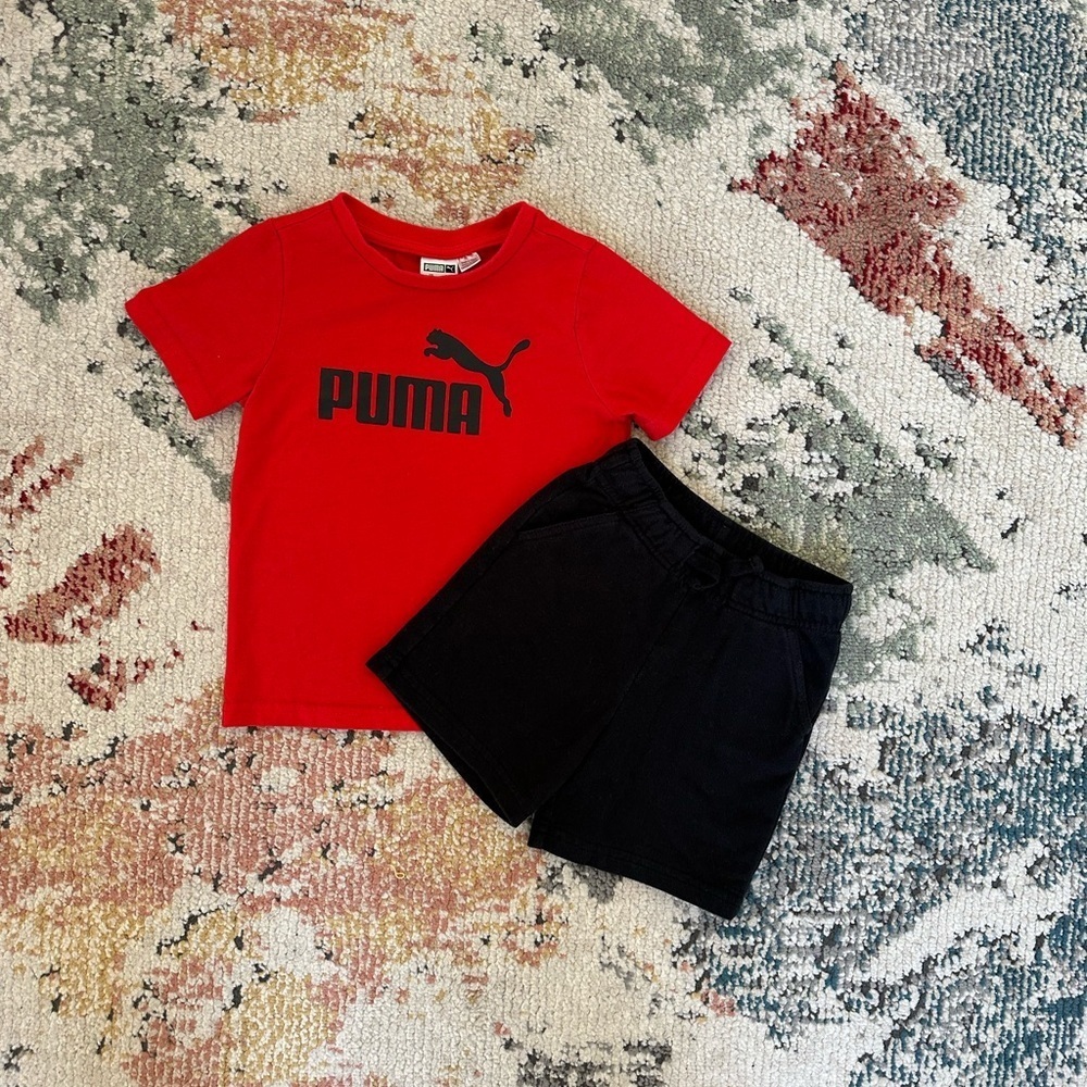Puma Toddler Boy Red T-Shirt and Cat & Jack Black Sweat Shorts Set Size 3T - Picture 3 of 12